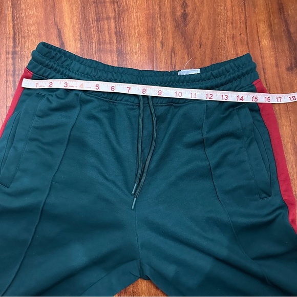 Divided Sweatpants Unisex Size Medium - Picture 6 of 9